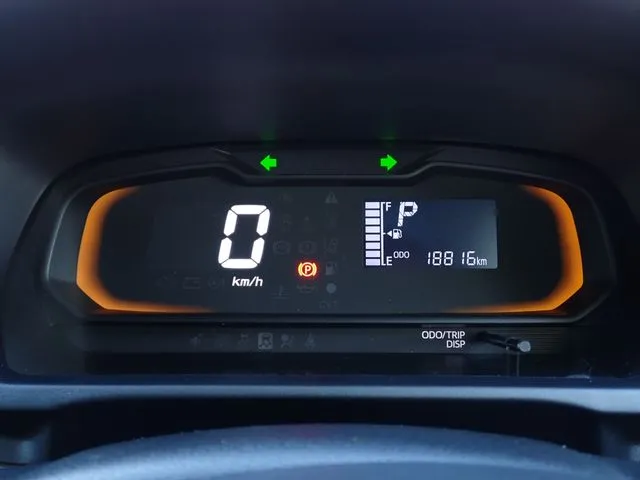 ミラ　イース（ダイハツ）の車両写真