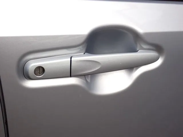 ダイハツ　ミラ　イース