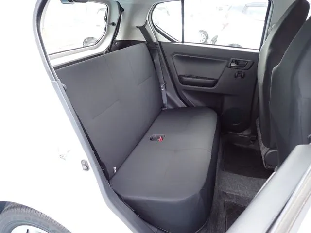 ダイハツ　ミラ　イース