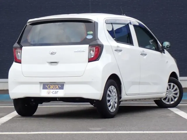 ダイハツ　ミラ　イース