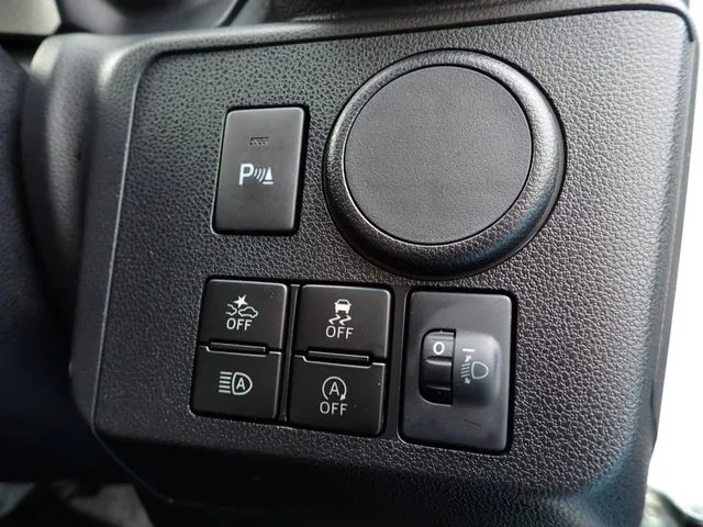 ダイハツ　ミラ　イース