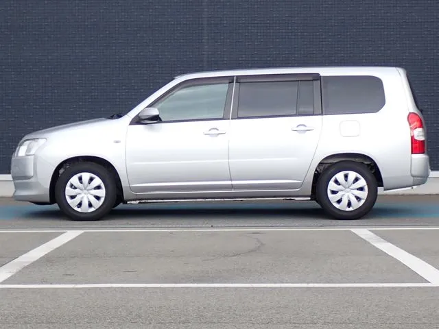 トヨタ プロボックスバン 2WD