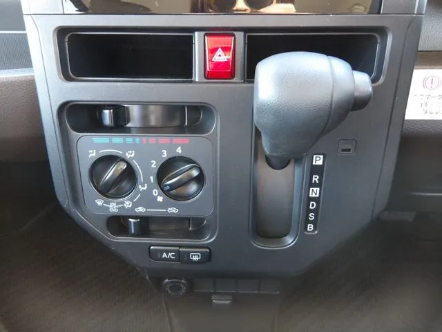 ダイハツ トール