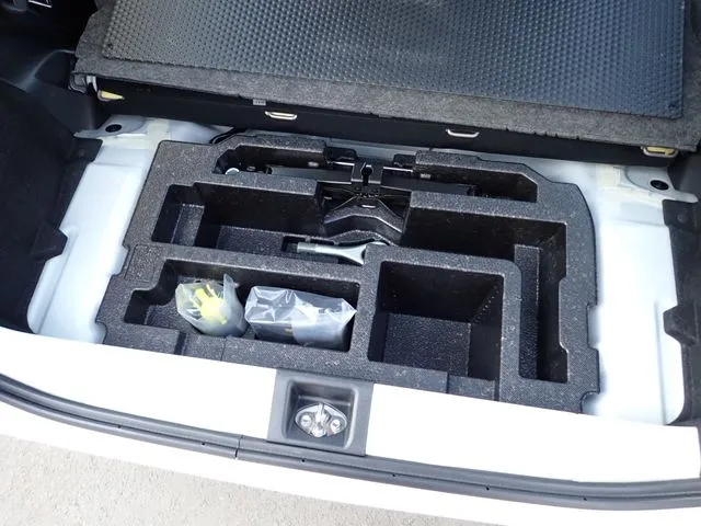 ダイハツ　ミラ　イース