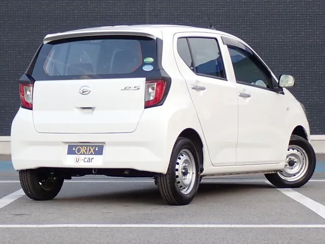 ダイハツ　ミラ　イース