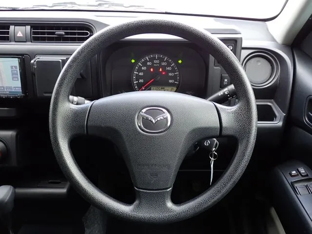 マツダ　ファミリアバン　２ＷＤ