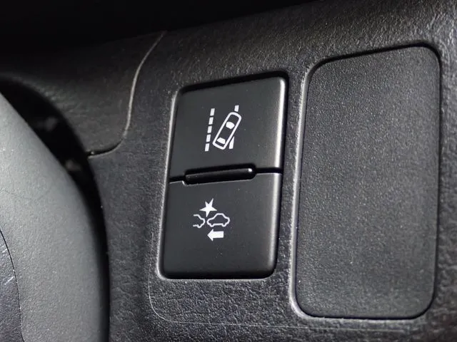 マツダ　ファミリアバン　２ＷＤ