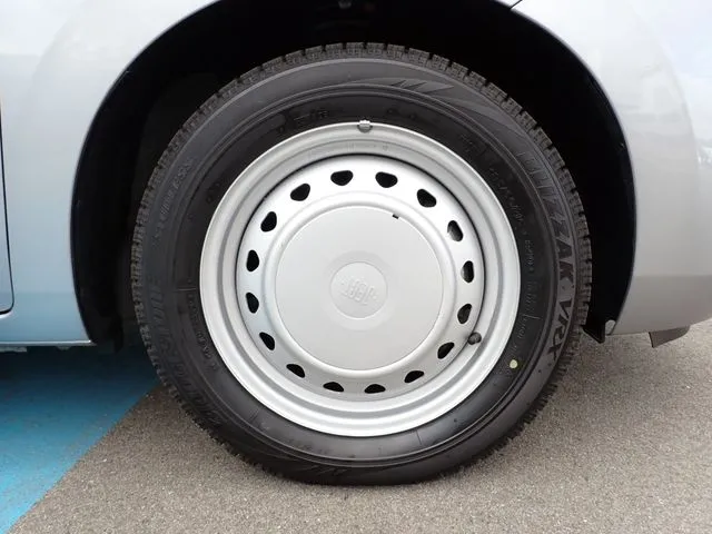 ホンダ　フィット　ｅ：ＨＥＶ