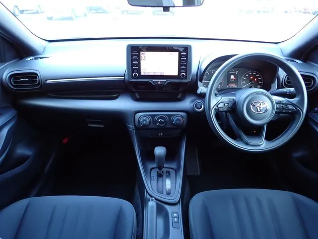 トヨタ　ヤリス