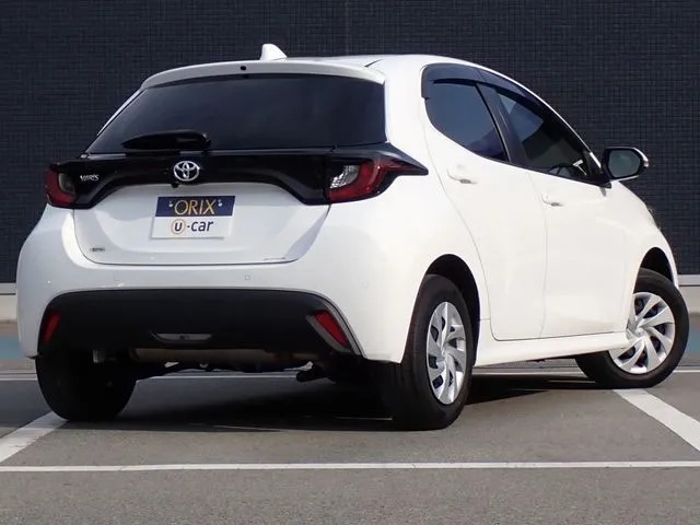 トヨタ　ヤリス