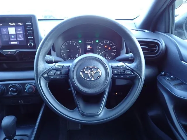 トヨタ　ヤリス