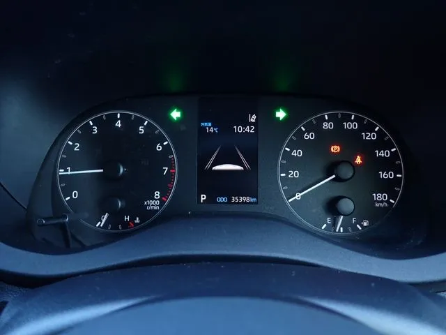 トヨタ　ヤリス