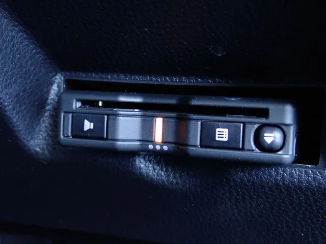 トヨタ　ヤリス