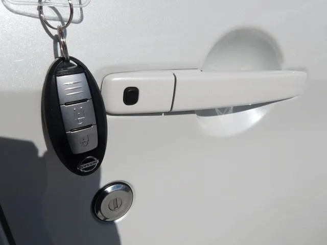 ニッサン　デイズ