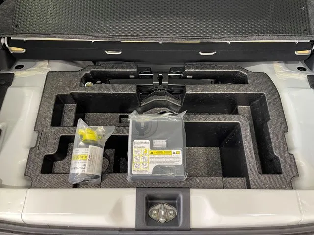 ダイハツ　ミラ　イース