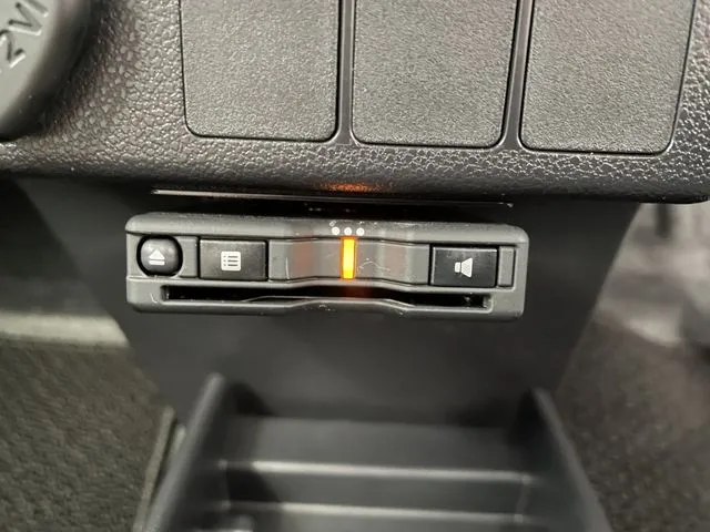 ダイハツ　ミラ　イース