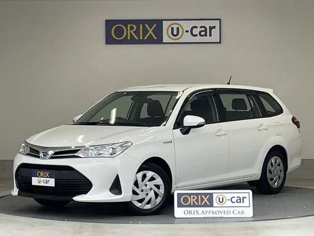 トヨタ カローラフィールダー　ハイブリッド