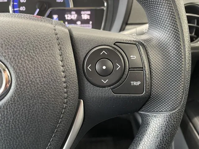 トヨタ　カローラフィールダー　ハイブリッド