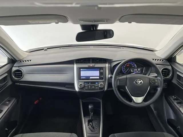 トヨタ　カローラフィールダー　ハイブリッド