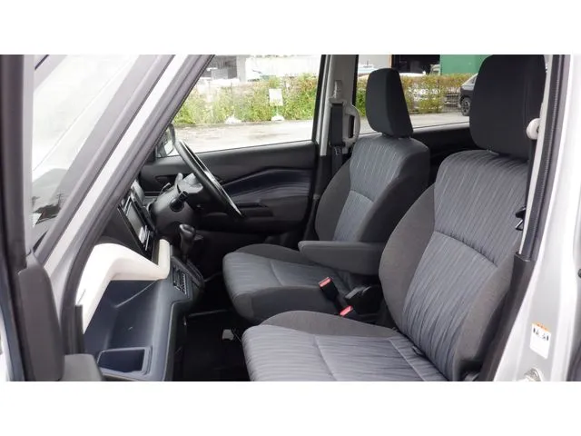 スズキ　ソリオ