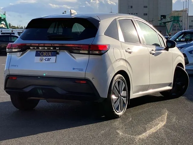 ニッサン　ノート　４ＷＤ