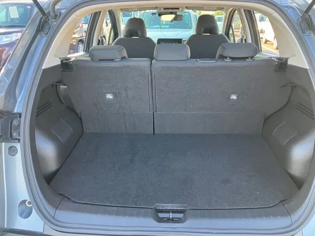 ニッサン　ノート　４ＷＤ