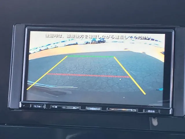 ニッサン　ノート　４ＷＤ