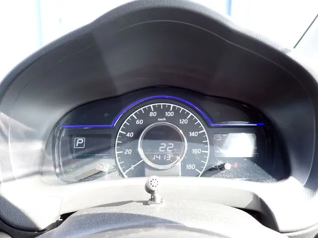 ノート　４ＷＤ（ニッサン）の車両写真