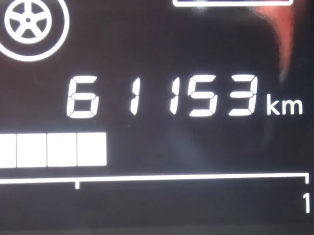 ノート　４ＷＤ（ニッサン）の車両写真