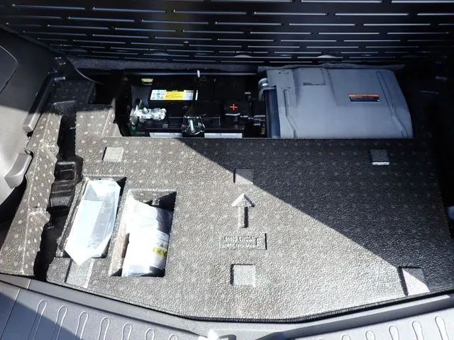 ノート　４ＷＤ（ニッサン）の車両写真