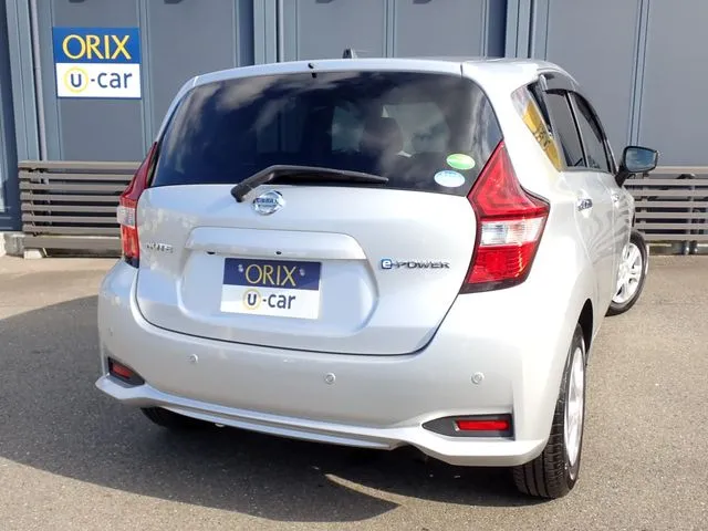 ノート　４ＷＤ（ニッサン）の車両写真