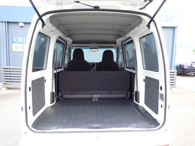 ハイゼットカーゴ（ダイハツ）の車両写真