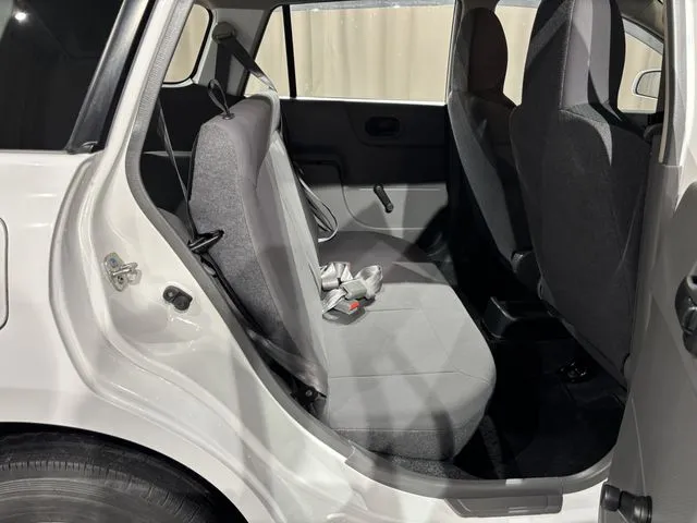 ニッサン　ＮＶ１５０　ＡＤ　２ＷＤ