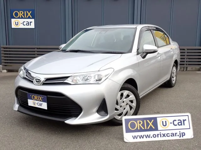 トヨタ　カローラアクシオ