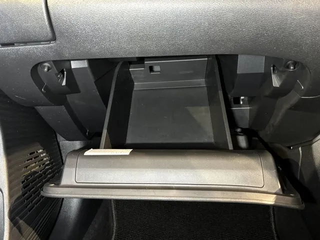 ニッサン　ノート　４ＷＤ