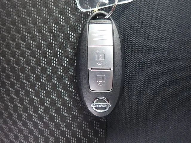 ニッサン　ノート