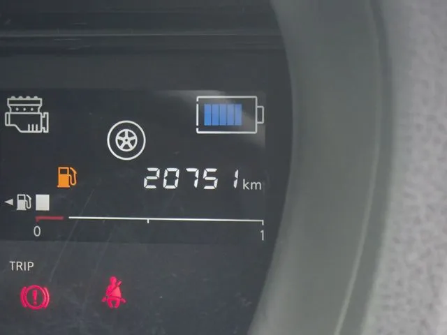 ニッサン　ノート