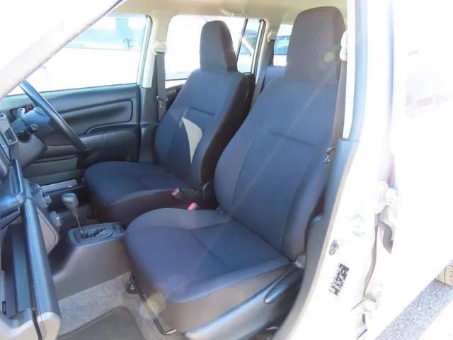 トヨタ　プロボックスバン　２ＷＤ