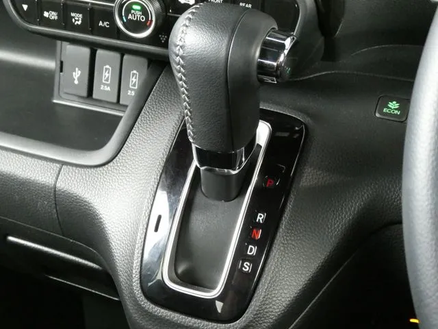 ホンダ N BOX カスタム