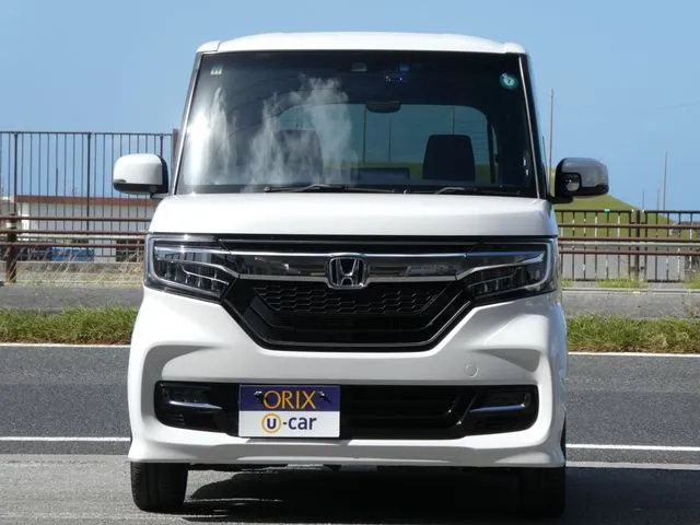 ホンダ　Ｎ　ＢＯＸ　カスタム