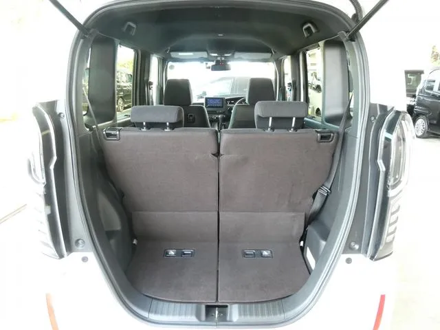 ホンダ　Ｎ　ＢＯＸ　カスタム