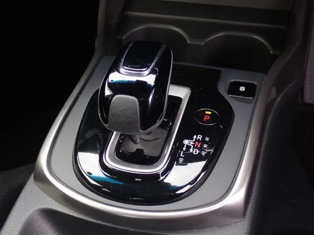 グレイス　ハイブリッド（ホンダ）の車両写真