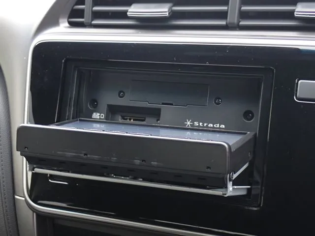 グレイス　ハイブリッド（ホンダ）の車両写真