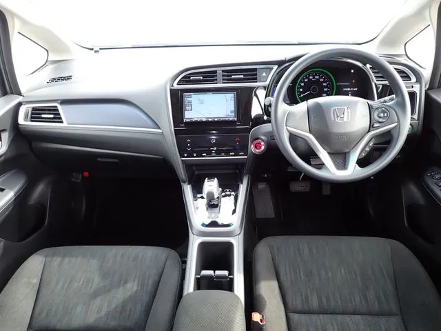 ホンダ シャトル ハイブリッド