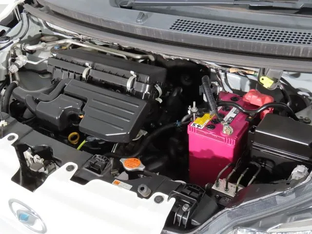 ダイハツ　ミラ　イース