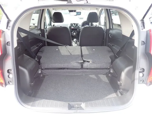 ニッサン　ノート