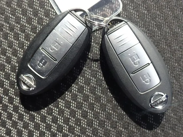 ニッサン　ノート