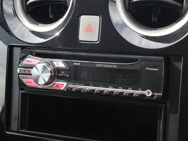 ニッサン　ノート