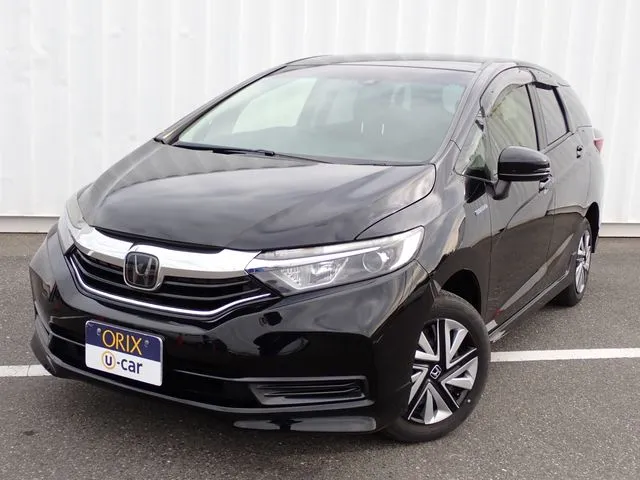 ホンダ シャトル　ハイブリッド　４ＷＤ