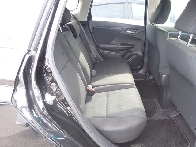 ホンダ　シャトル　ハイブリッド　４ＷＤ